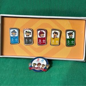 2008 Beijing Olympic Worldwide Partner China Mobile Mascots 6pcs Pins Set HTF